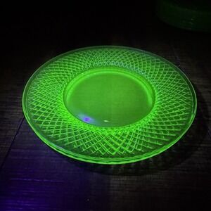 Set of 2 Uranium Glass Plates - Diamond Quilted Green Imperial Glass 7.5" UV Glo